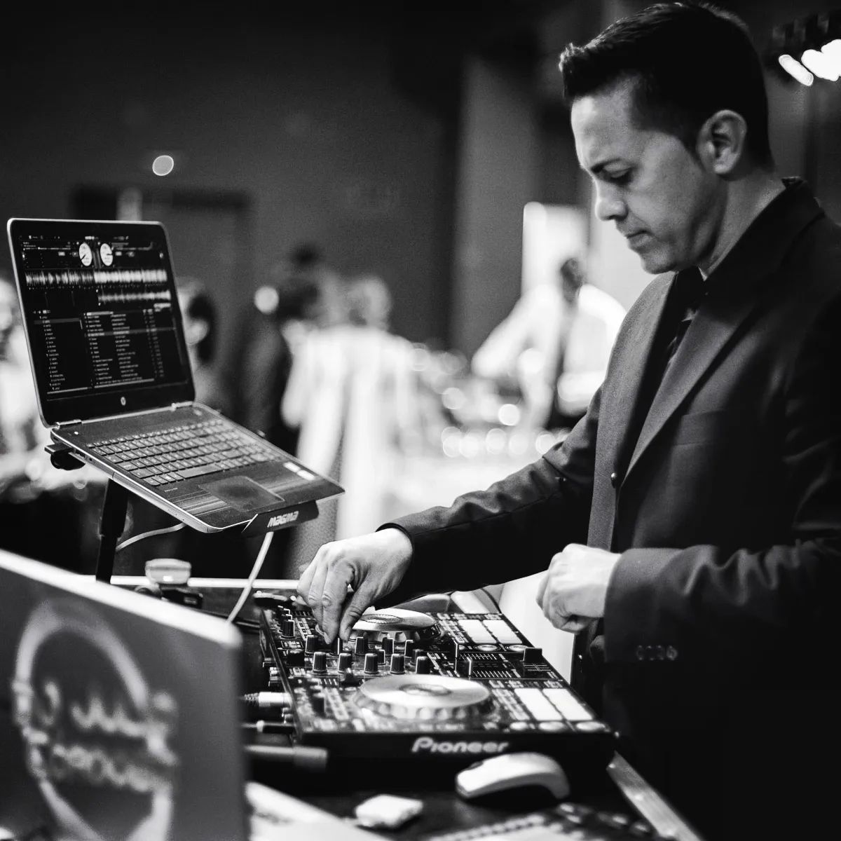 Dj Julio Córdoba